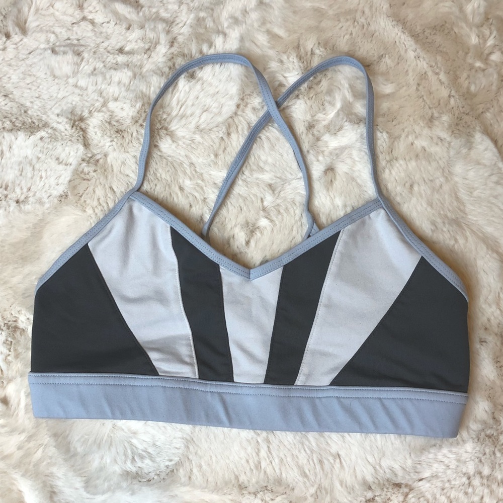ALO Yoga 💗 ~ Strappy Back Sports Bra ~ Size S